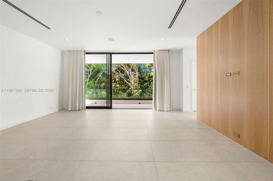 Spacious, unfurnished interior of a new home in , Miami (Image 42). Spacious, unfurnished interior of a new home in , Miami (Image 42).