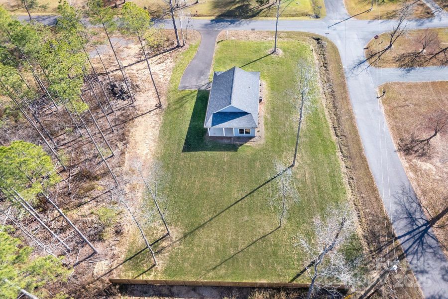 Image 43 of a home in .