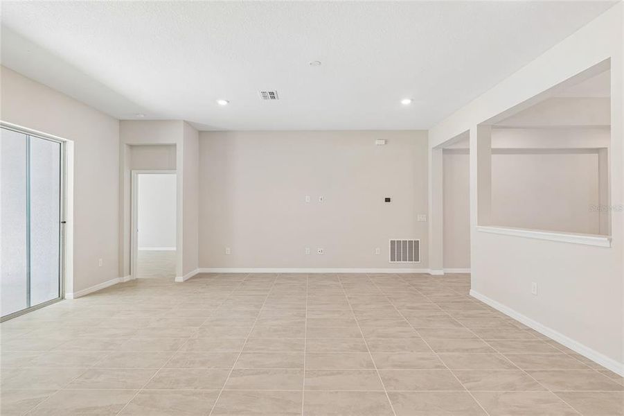 Spacious, unfurnished interior of a new home in Pinecone Reserve, Brooksville (Image 14). Spacious, unfurnished interior of a new home in Pinecone Reserve, Brooksville (Image 14).