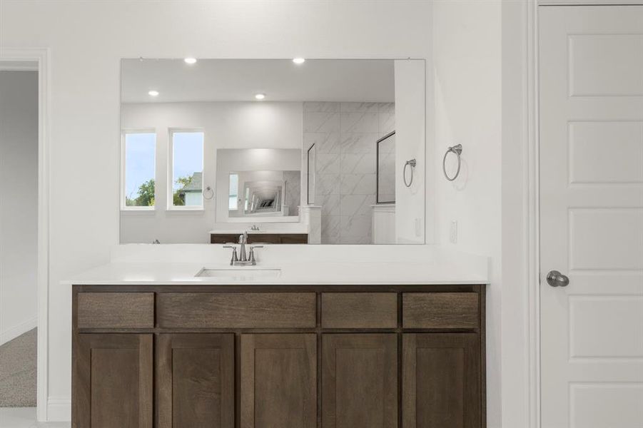 16. 3013 Box Elder - Bath (4)