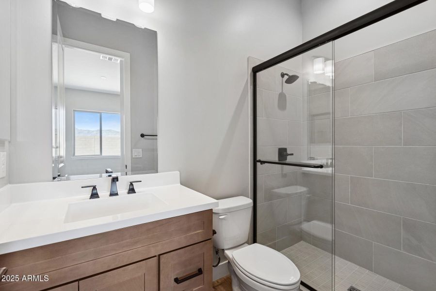 L53-HDR023 L53-HDR023