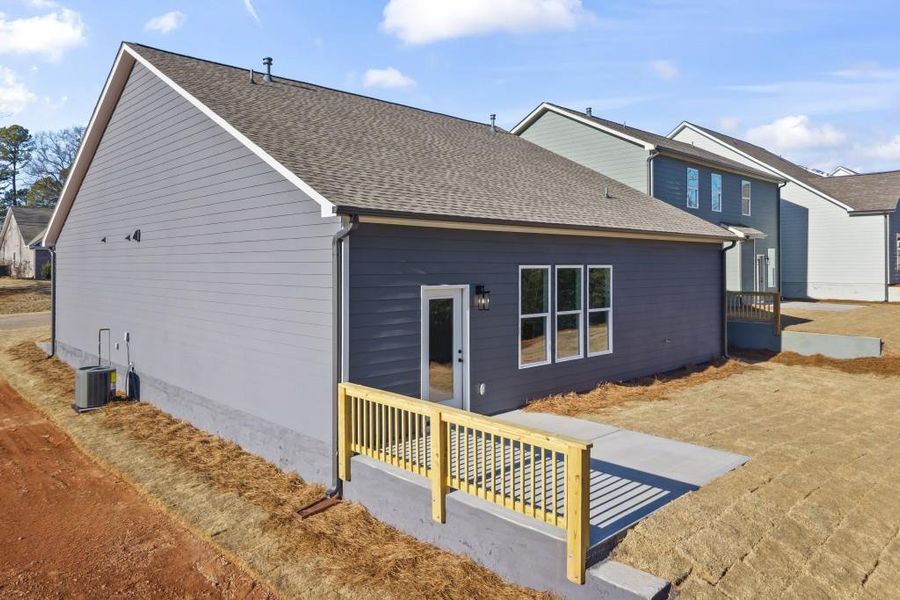 Exterior details and patio area of a home in , Hartwell (Image 3).