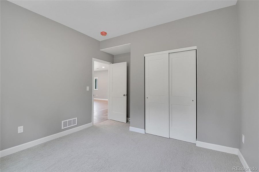 Spacious, unfurnished interior of a new home in , Pine (Image 27).