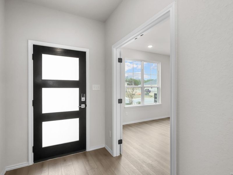 Spacious, unfurnished interior of a new home in Royal Crest, San Antonio (Image 18). Spacious, unfurnished interior of a new home in Royal Crest, San Antonio (Image 18).