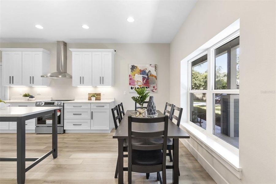 Furnished interior view inside a new home in , Lake Helen (Image 6).
