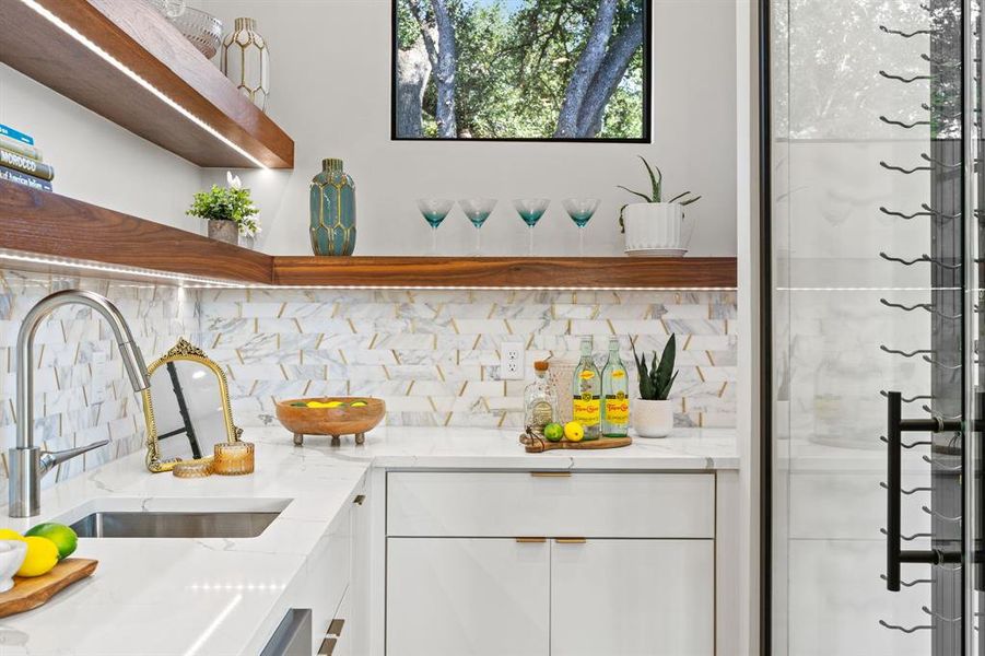 Furnished interior view inside a new home in , Dallas (Image 32). Furnished interior view inside a new home in , Dallas (Image 32).