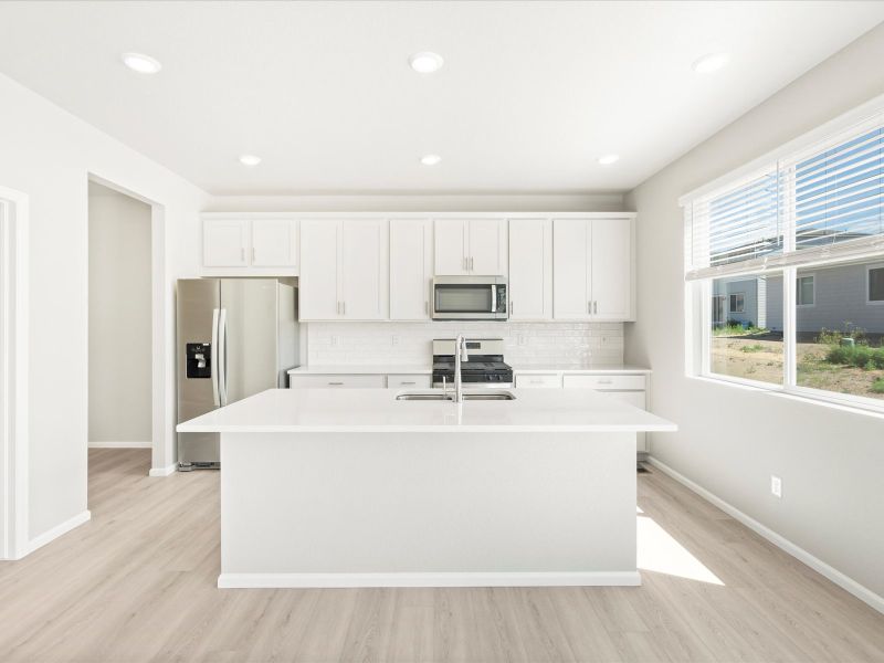 18_Waterton interior image taken at Buffalo Highlands, a Meritage Homes community in Commerce City, CO.