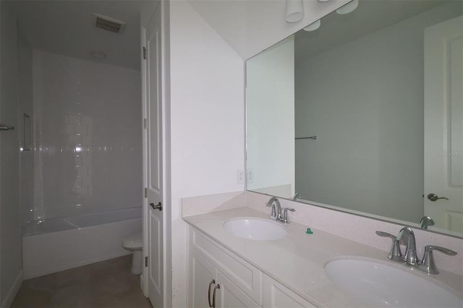 Image 11 of a home in Willow Run. Image 11 of a home in Willow Run.