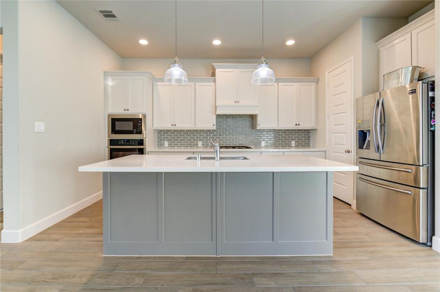 Furnished interior view inside a new home in , Katy (Image 15).