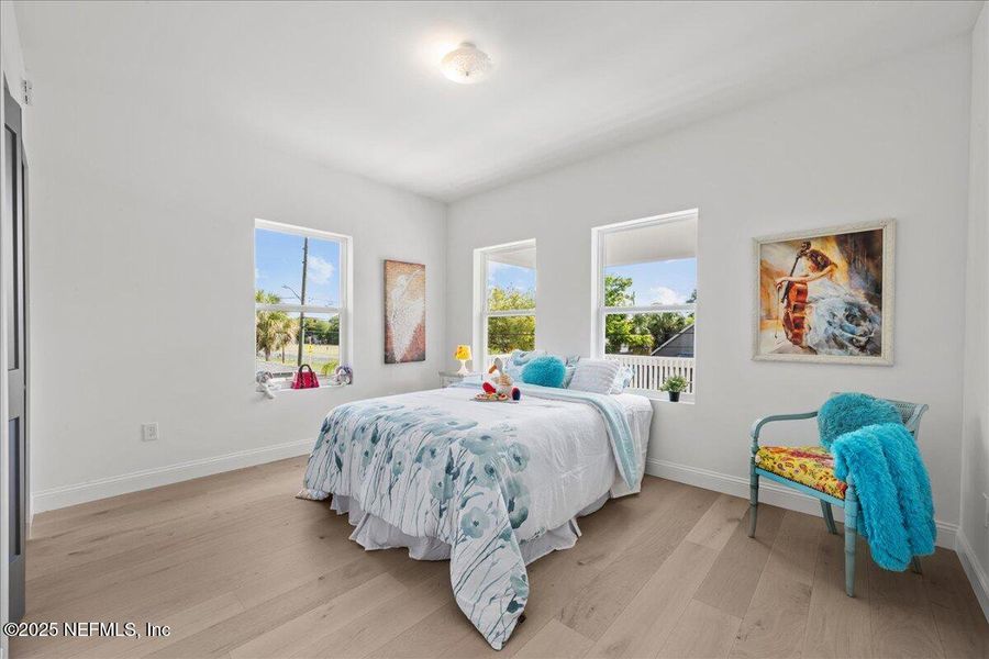 Furnished interior view inside a new home in , Jacksonville (Image 20).