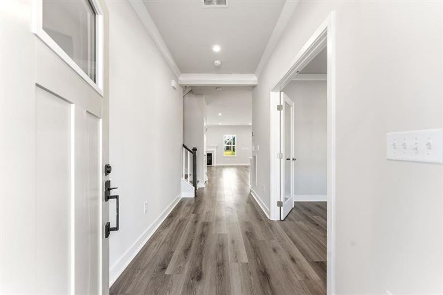 Spacious, unfurnished interior of a new home in Grande Dunes North Village, Myrtle Beach (Image 13). Spacious, unfurnished interior of a new home in Grande Dunes North Village, Myrtle Beach (Image 13).