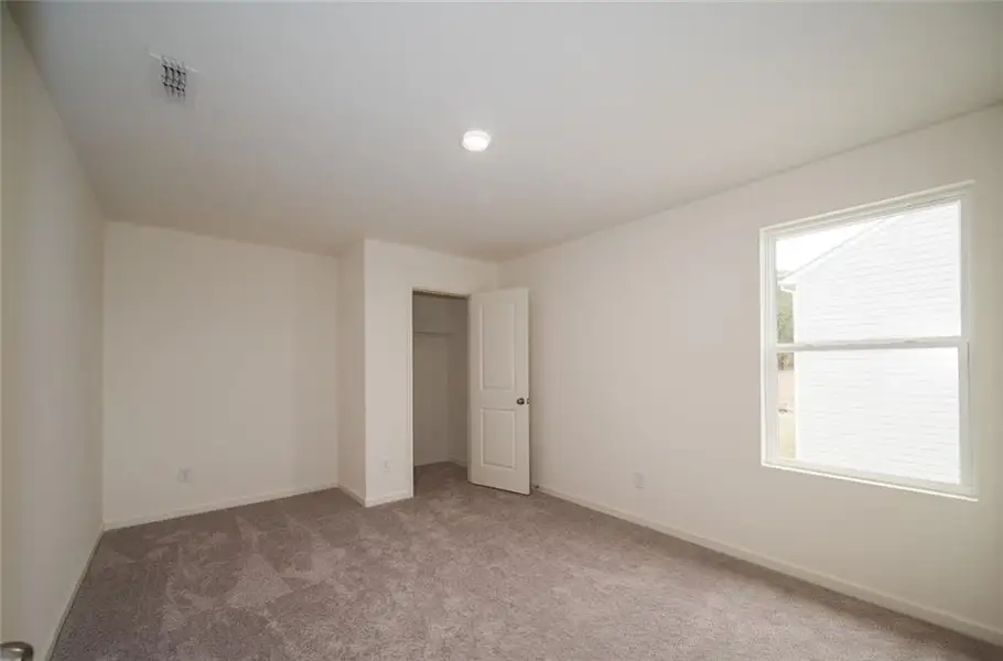 Spacious, unfurnished interior of a new home in , Lizella (Image 13). Spacious, unfurnished interior of a new home in , Lizella (Image 13).