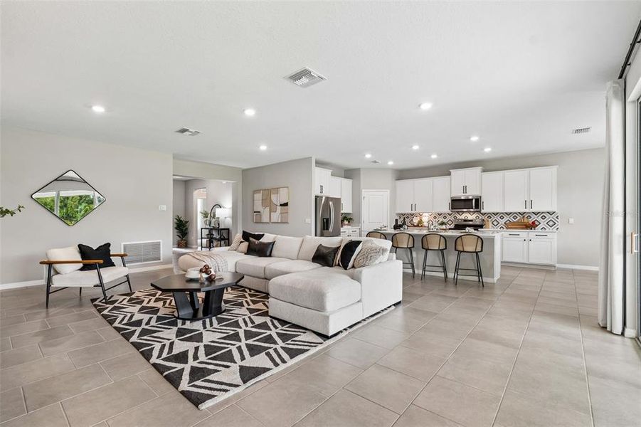 Furnished interior view inside a new home in Deerbrook, Land O' Lakes (Image 36).