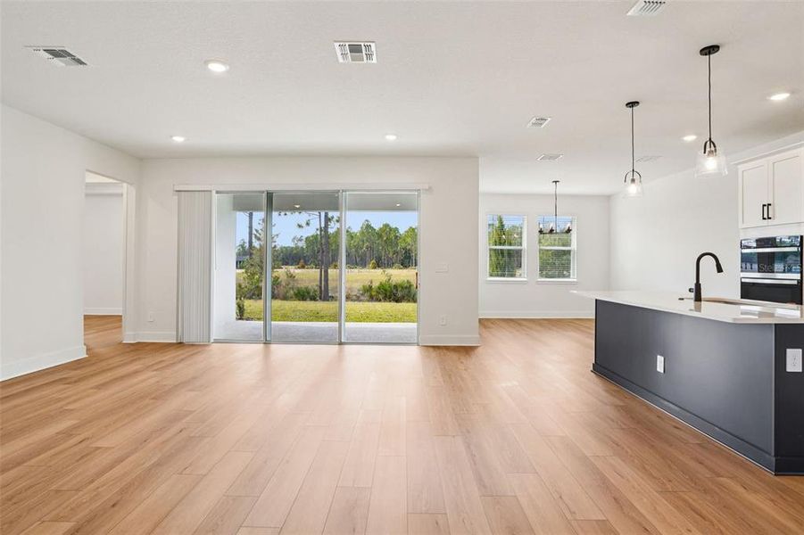 Spacious, unfurnished interior of a new home in , Ormond Beach (Image 17).