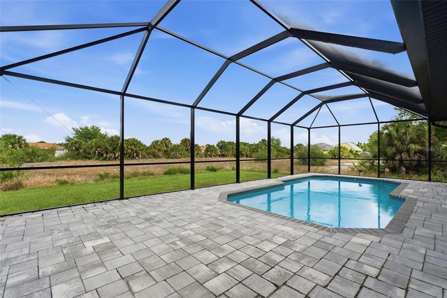 Exterior details and patio area of a home in , Port Charlotte (Image 22).