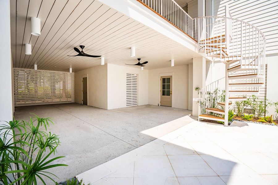 Exterior details and patio area of a home in , Johns Island (Image 3).