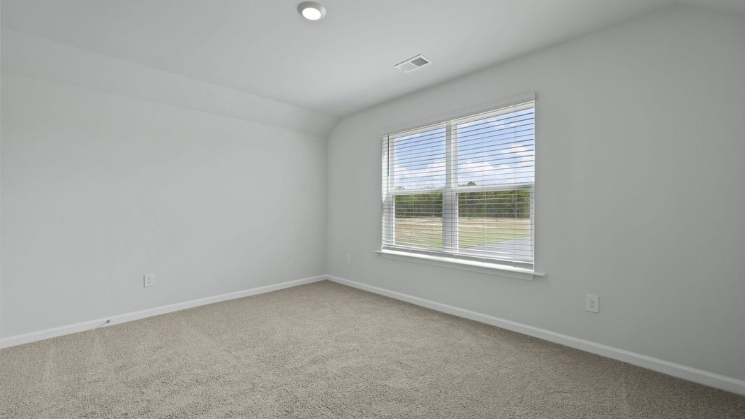 Representative unfurnished interior of a home built from the DARBY-EXP by D.R. Horton in Lakeview at Kitfield, Moncks Corner (Image 37).