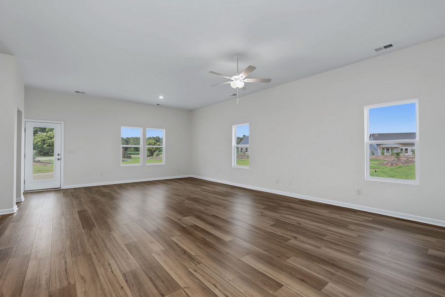 Spacious, unfurnished interior of a new home in Garden Grove, Conway (Image 35). Spacious, unfurnished interior of a new home in Garden Grove, Conway (Image 35).