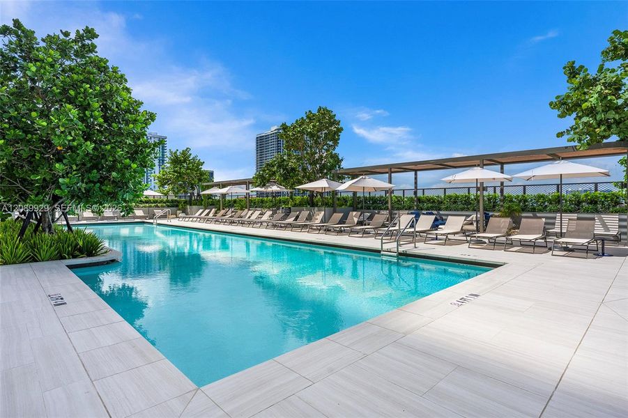 Community amenities in , Miami (Image 39).