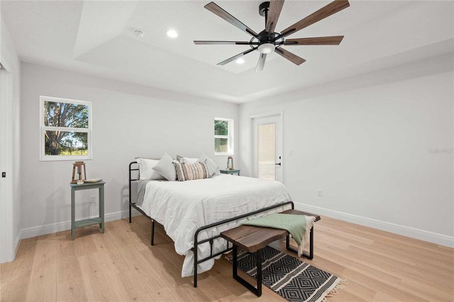 Furnished interior view inside a new home in , Lake Panasoffkee (Image 13).