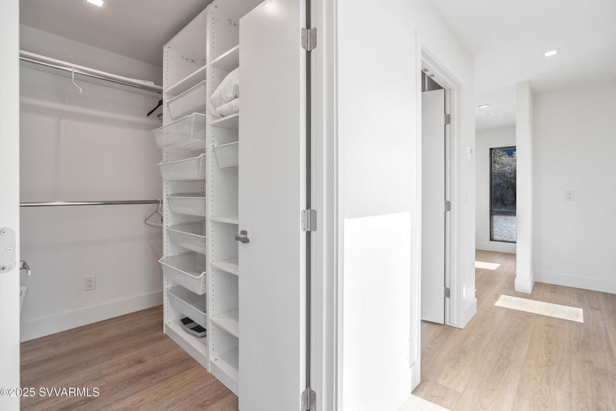 900UIG - 1882 900UIG - 1882