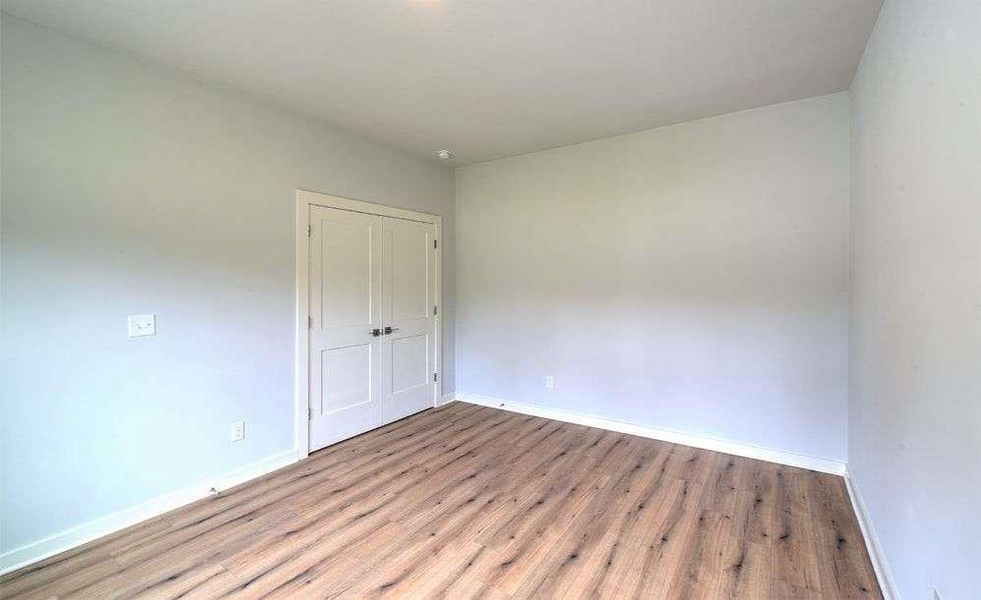 Spacious, unfurnished interior of a new home in The Woodlands Preserve, Jackson (Image 12).