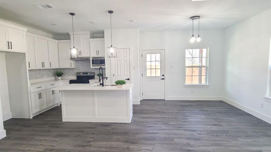 Master bedroom Virtual staging