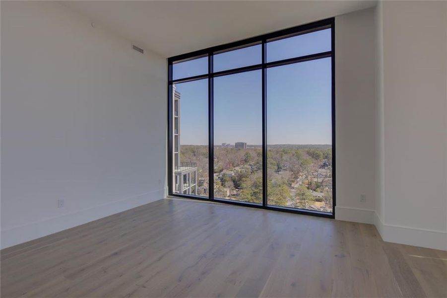 Spacious, unfurnished interior of a new home in The Dillon Buckhead, Atlanta (Image 18).