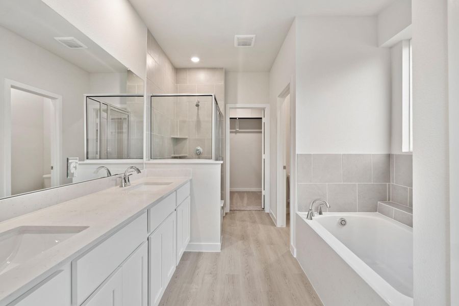 Furnished interior view inside a new home in Fulshear Lakes 45' at Fulshear Lakes, Fulshear (Image 10). Furnished interior view inside a new home in Fulshear Lakes 45' at Fulshear Lakes, Fulshear (Image 10).