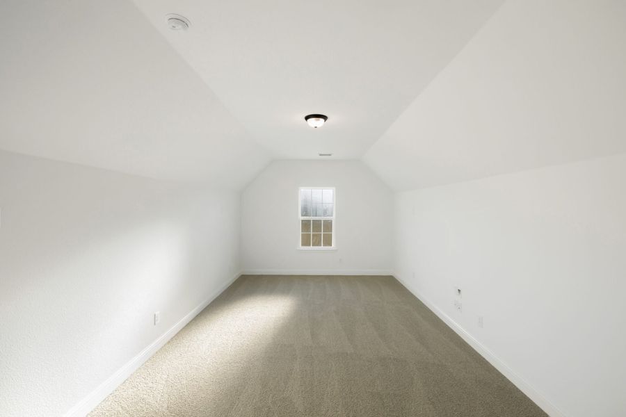 Spacious, unfurnished interior of a new home in Cambridge Crossing, Celina (Image 36).