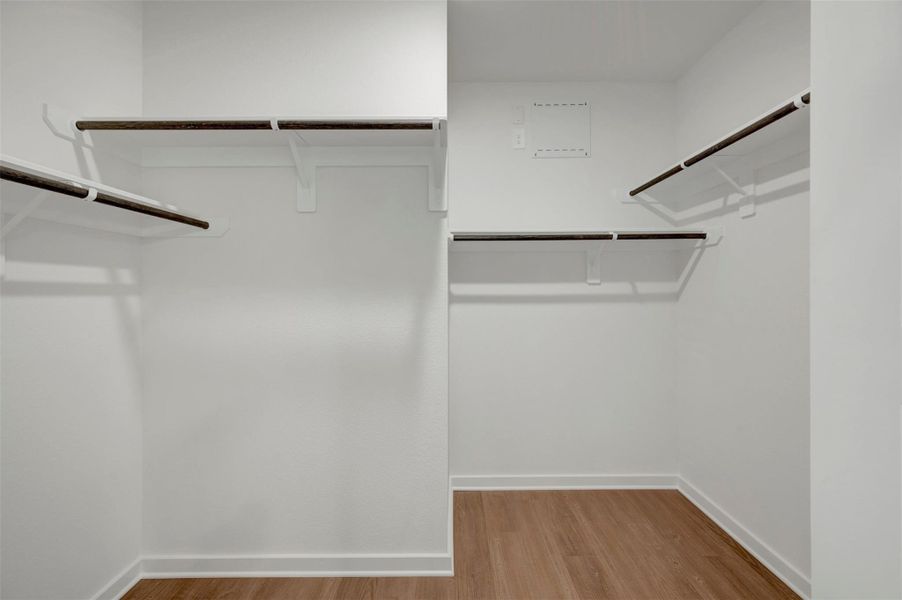 Spacious, unfurnished interior of a new home in Sorella, Tomball (Image 29).