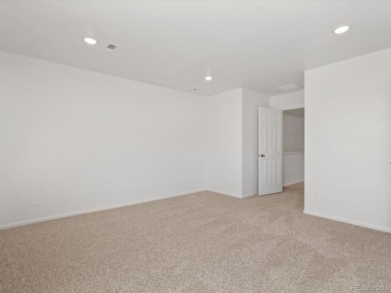 Spacious, unfurnished interior of a new home in , Aurora (Image 19). Spacious, unfurnished interior of a new home in , Aurora (Image 19).