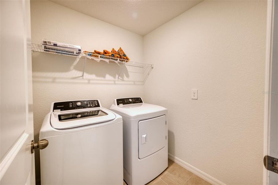 Close-up of interior finishes inside a home in , Bradenton (Image 20).