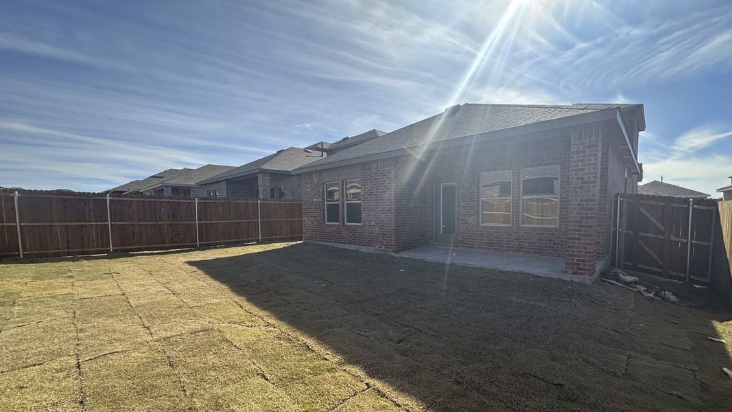 Representative exterior details of a home built from the FLORENCE by D.R. Horton in Northspur, Forney (Image 22). Representative exterior details of a home built from the FLORENCE by D.R. Horton in Northspur, Forney (Image 22).