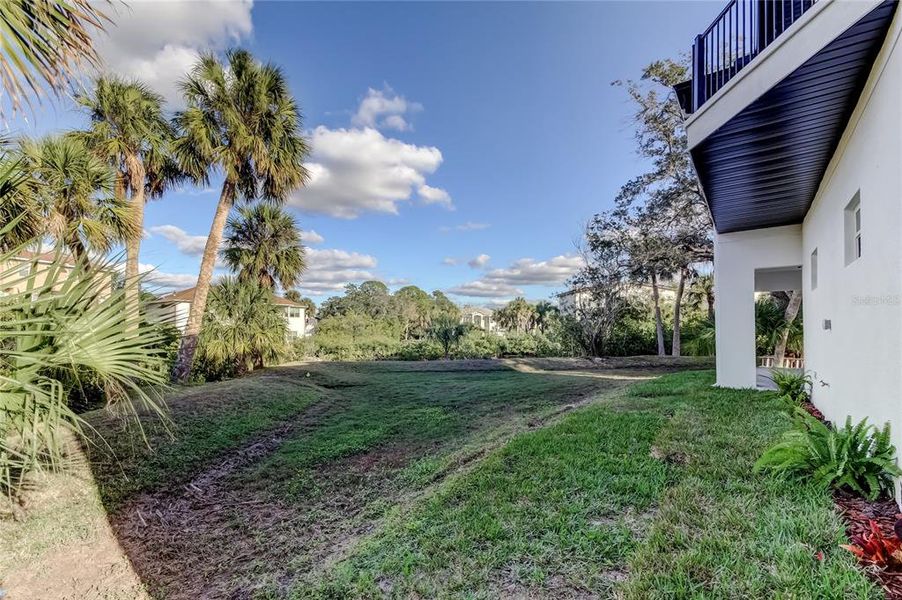 Exterior details and patio area of a home in , New Port Richey (Image 36).