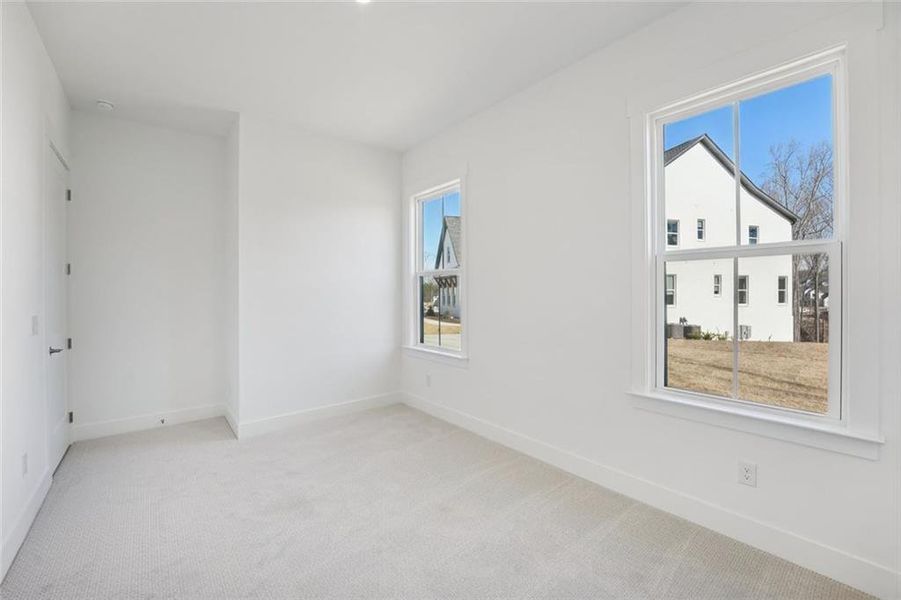 Spacious, unfurnished interior of a new home in Sterling Pointe, Cumming (Image 66).