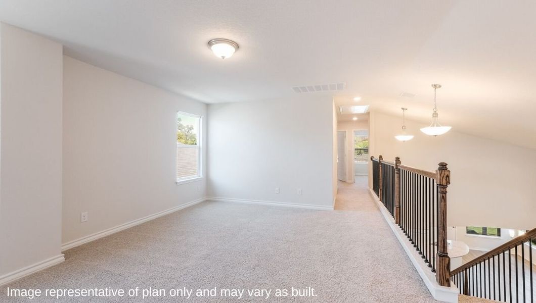 Spacious, unfurnished interior of a new home in Veranda, San Antonio (Image 19).