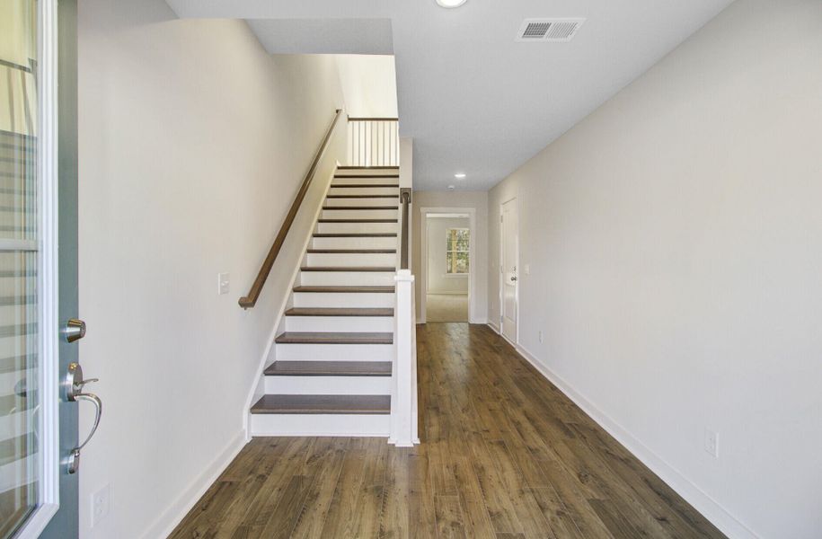 Spacious, unfurnished interior of a new home in , Johns Island (Image 27). Spacious, unfurnished interior of a new home in , Johns Island (Image 27).