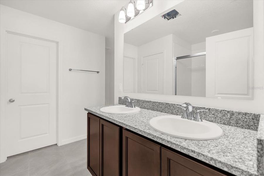 Furnished interior view inside a new home in Robins Run, Lake Wales (Image 5).