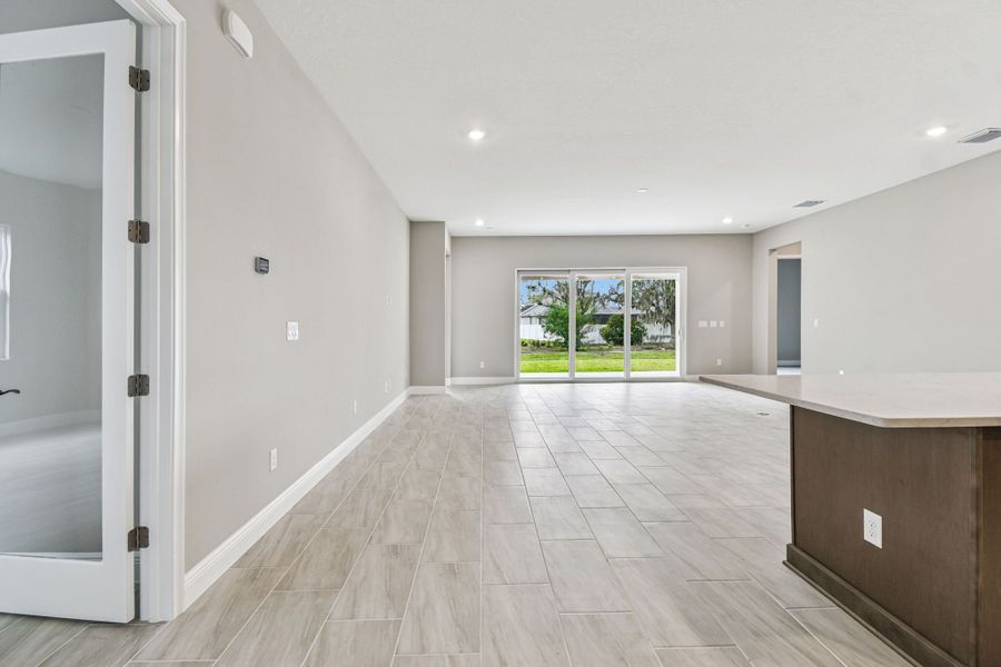 Spacious, unfurnished interior of a new home in River Preserve Estates, Parrish (Image 70).