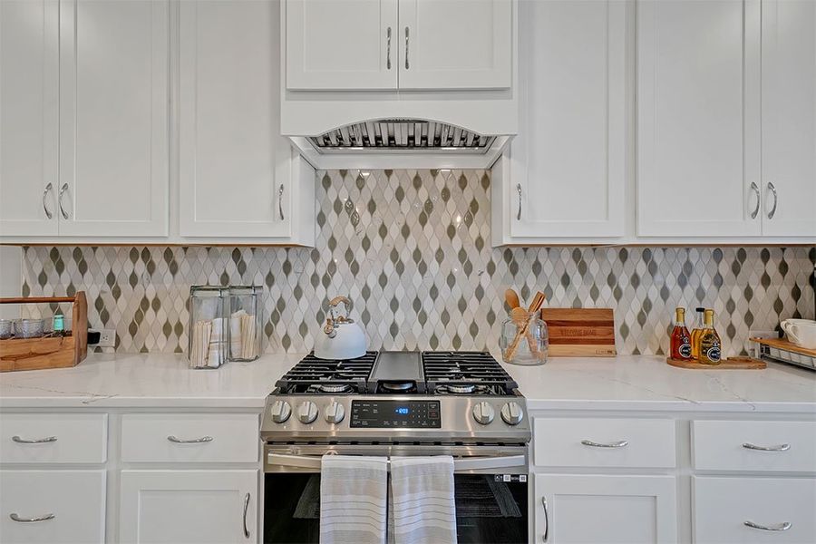 Cooper's Bay, Kitchen