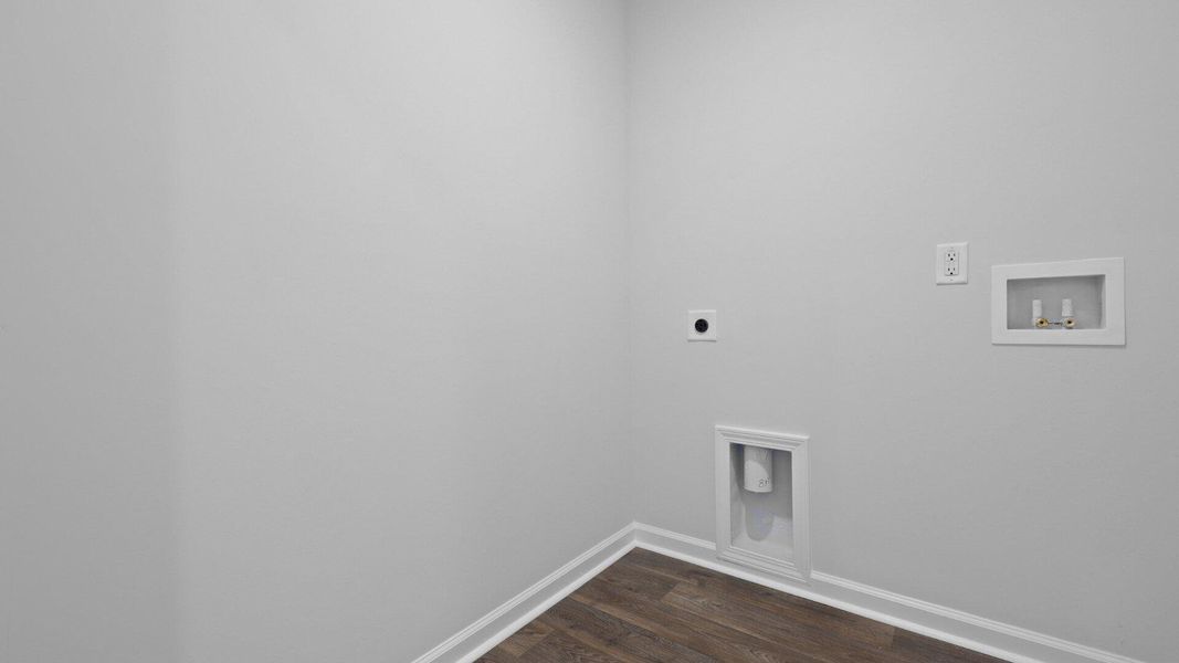 Spacious, unfurnished interior of a new home in Pine Hills at Cane Bay, Summerville (Image 19).