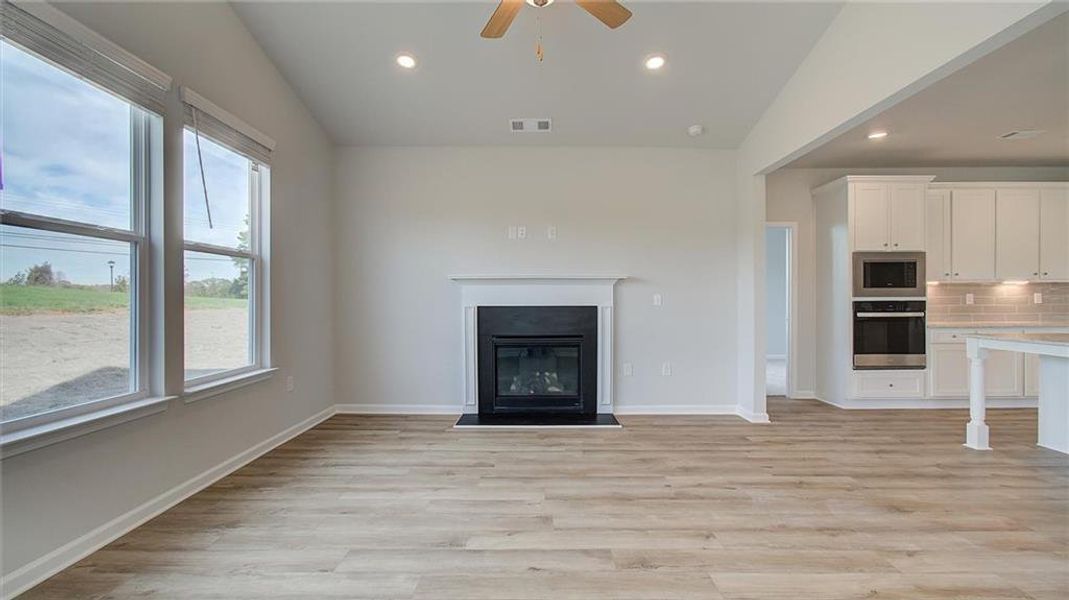 Spacious, unfurnished interior of a new home in Brighton, Locust Grove (Image 27).