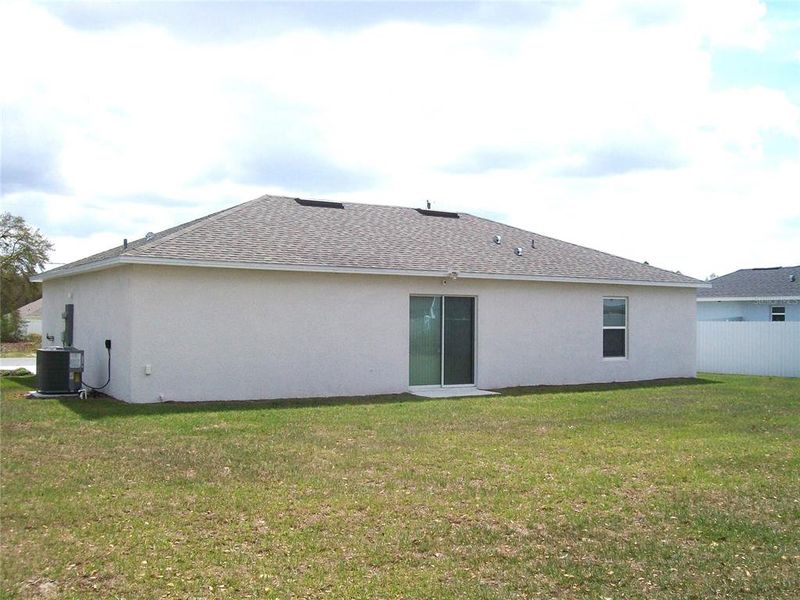 Exterior details and patio area of a home in Ocala, Ocala (Image 17). Exterior details and patio area of a home in Ocala, Ocala (Image 17).