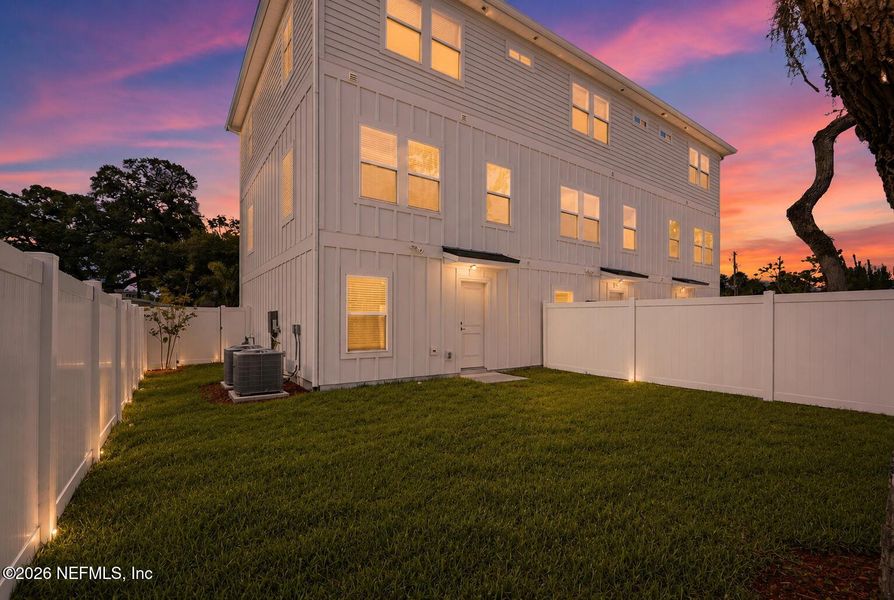 Exterior details and patio area of a home in , Jacksonville Beach (Image 25).