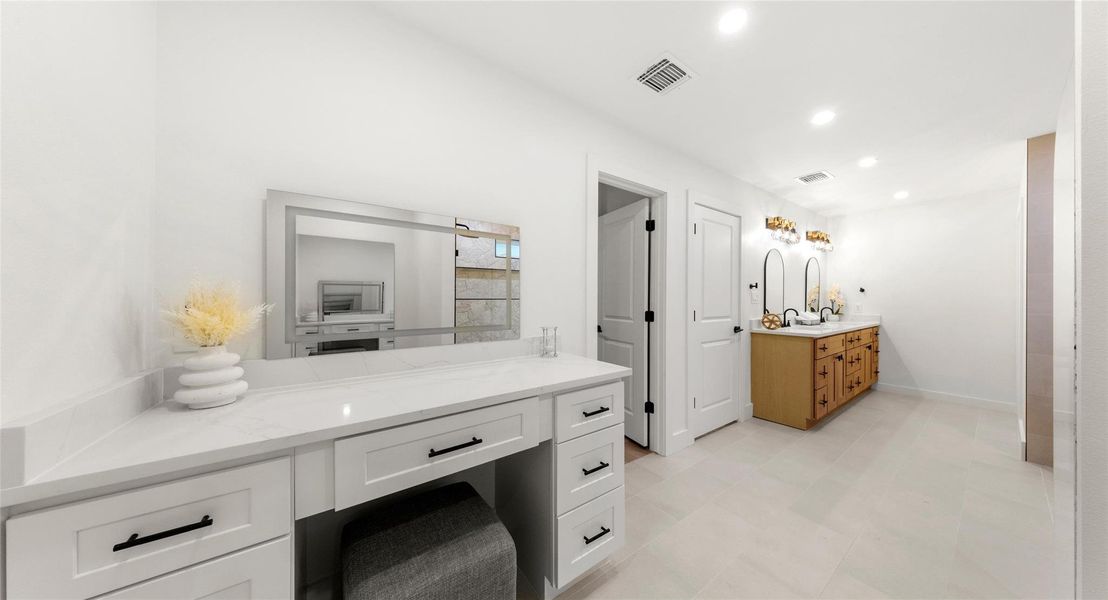 Furnished interior view inside a new home in , Bastrop (Image 14).