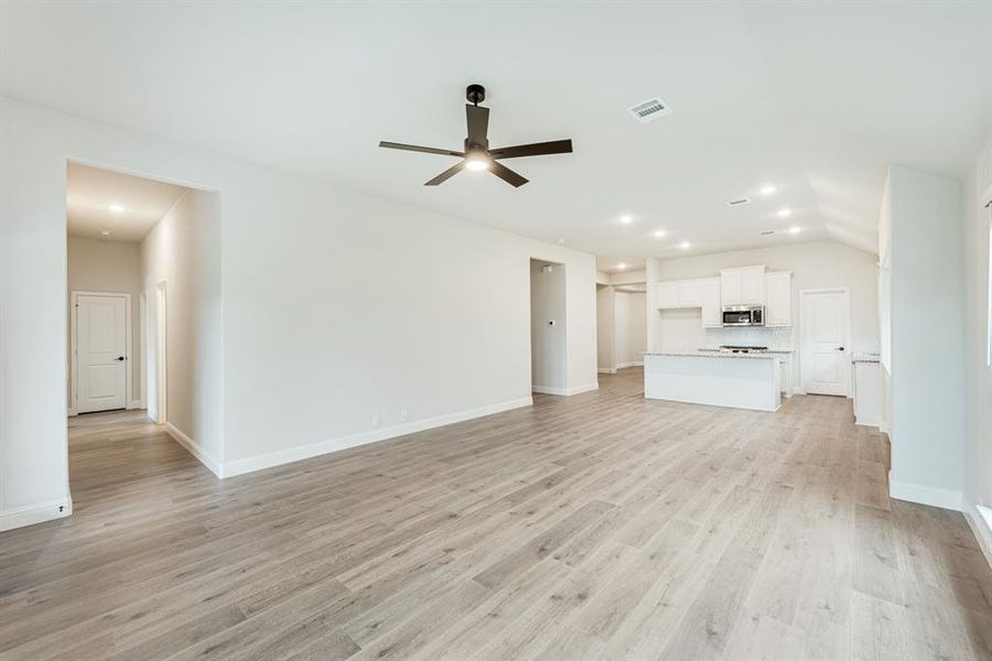 Spacious, unfurnished interior of a new home in East Oak Creek 60-65, Commerce (Image 23). Spacious, unfurnished interior of a new home in East Oak Creek 60-65, Commerce (Image 23).