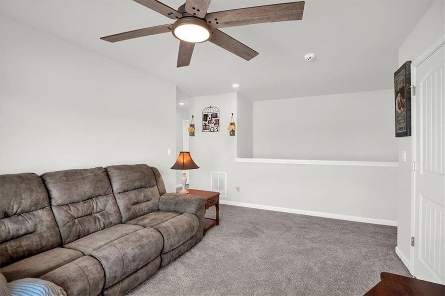 Furnished interior view inside a new home in , Dallas (Image 8).