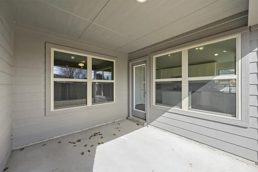 Representative exterior details of a home built from the Cambria I by Cheldan Homes in Sunset Ridge, Keene (Image 4). Representative exterior details of a home built from the Cambria I by Cheldan Homes in Sunset Ridge, Keene (Image 4).