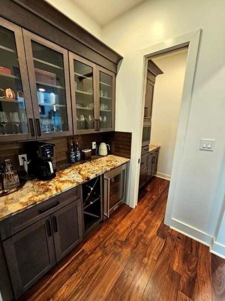 Furnished interior view inside a new home in , Cedar Hill (Image 7).